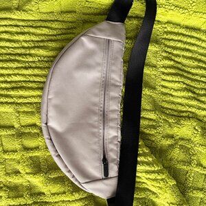 Everlane Crossbody Bag